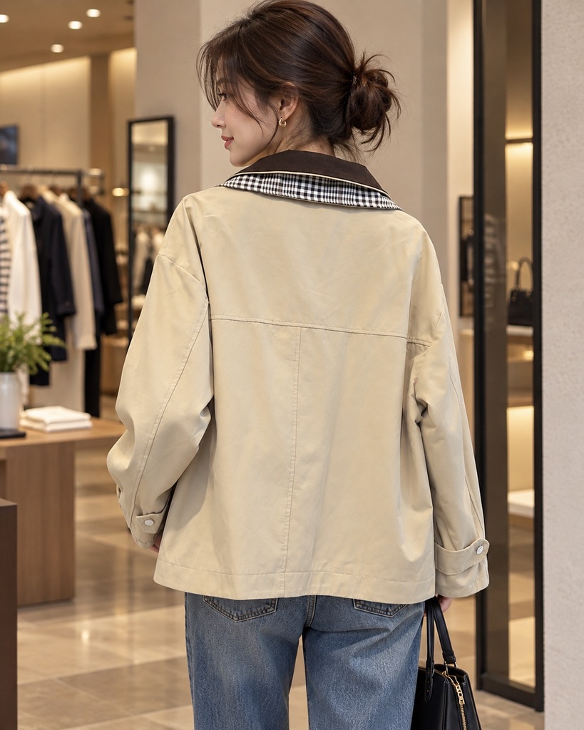 Ekose Yaka Detaylı Bej Oversize Ceket 2