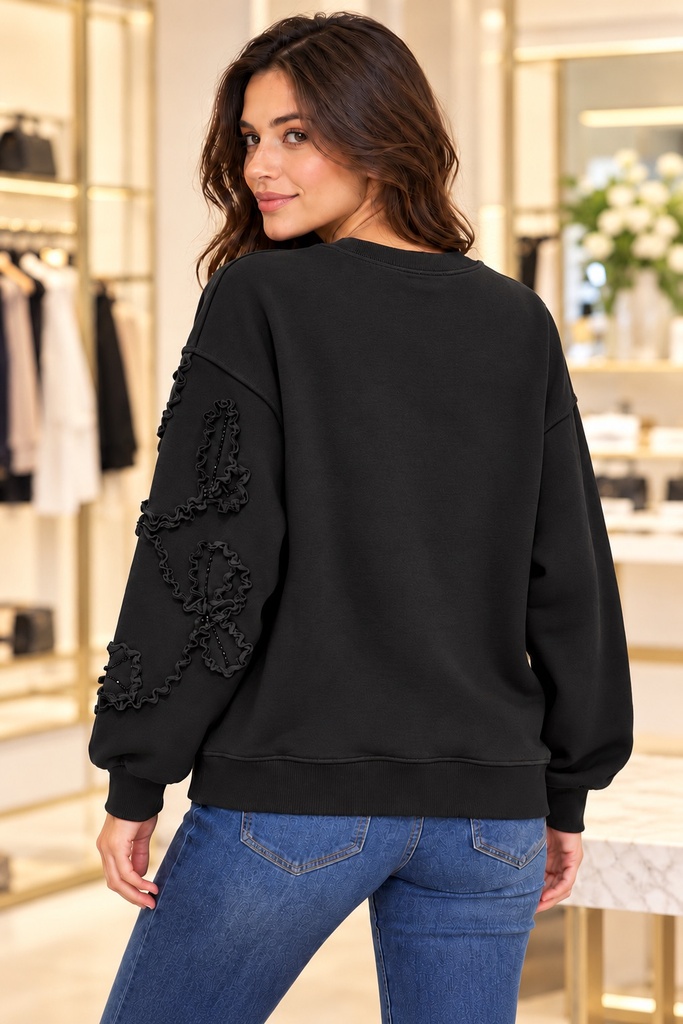 3D Çiçek İşlemeli Krem Sweat 4